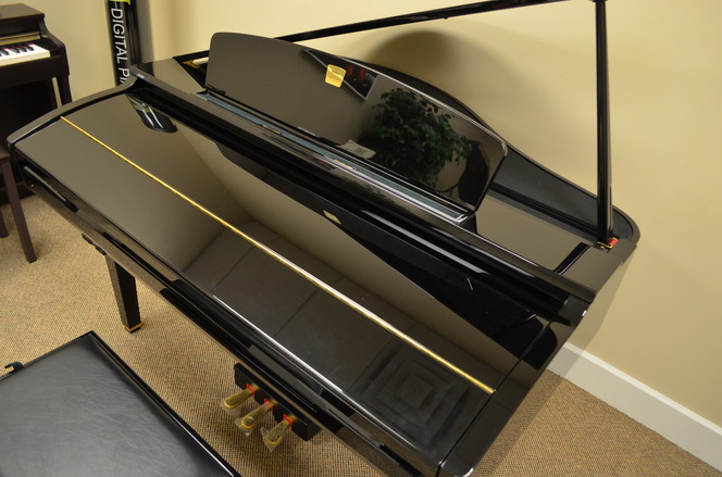 Yamaha Clavinova CVP 309 digital baby grand